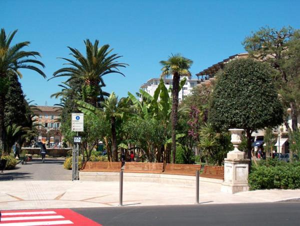 Bed & Breakfast Bompadre Civitanova Marche Exterior foto
